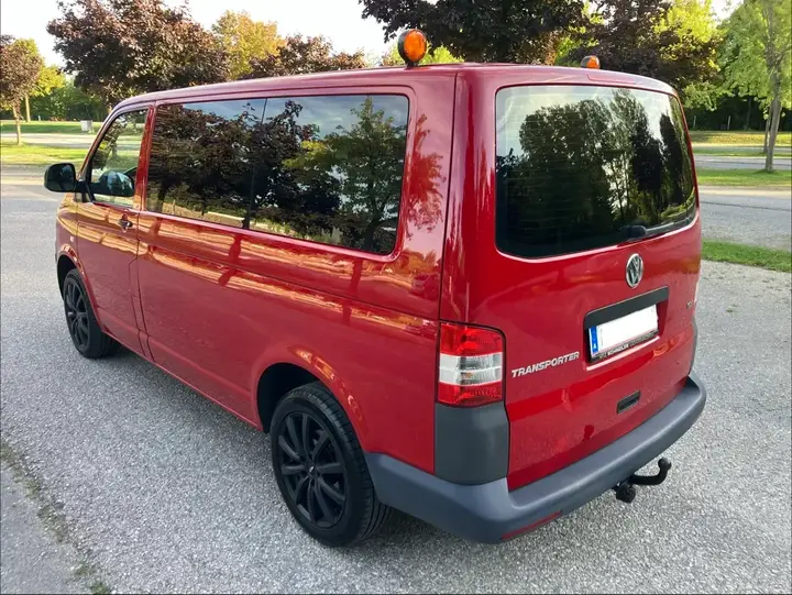 Volkswagen T5 2012 photo 2