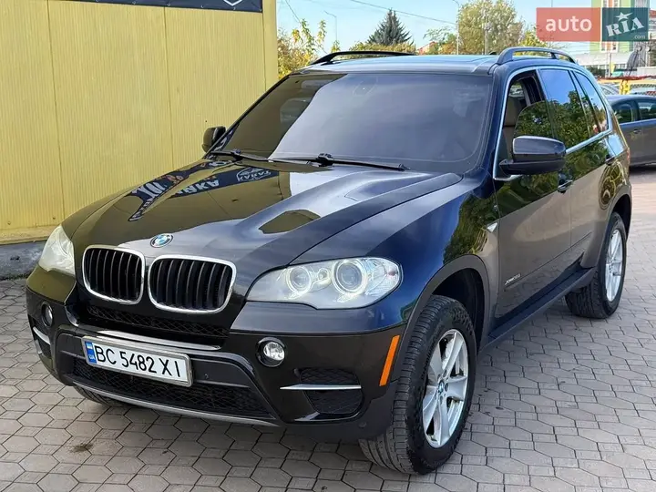 BMW X5 2011 photo 2