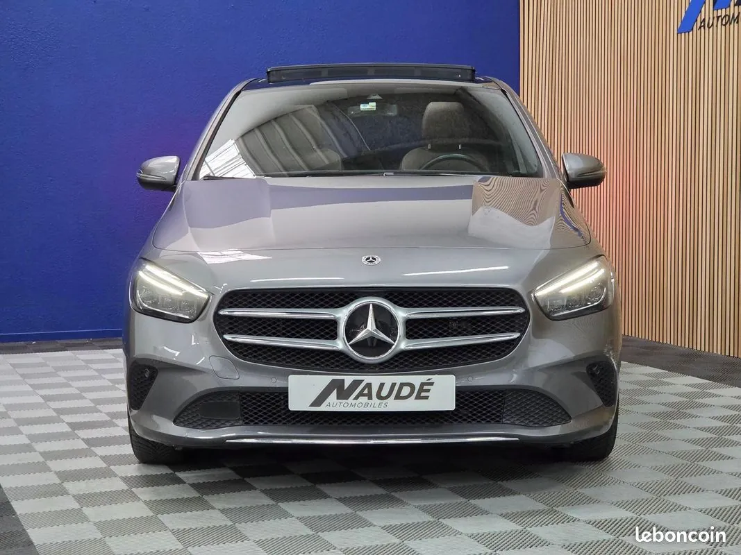 Mercedes-Benz B-Class 2022 photo 2
