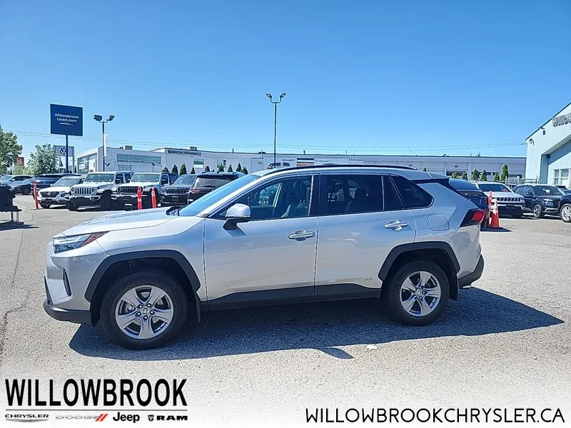 Toyota Rav4 2022 photo 3