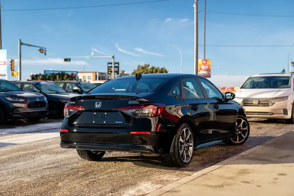 Honda Civic 2026 photo 2