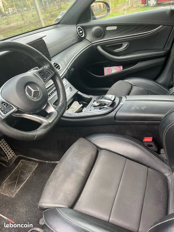 Mercedes-Benz E-Class 2017 photo 3
