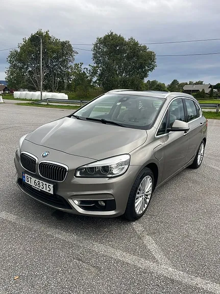 BMW 225Xe