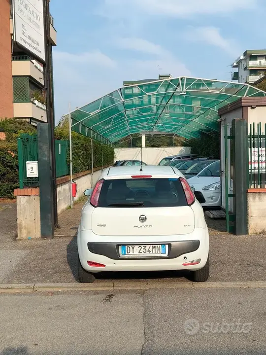 Fiat Punto Evo 2009 photo 5