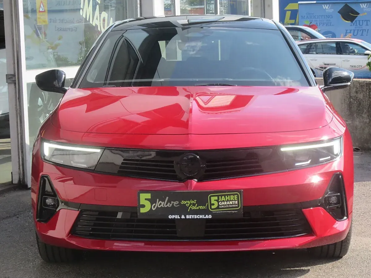 Opel Astra 2023 photo 3
