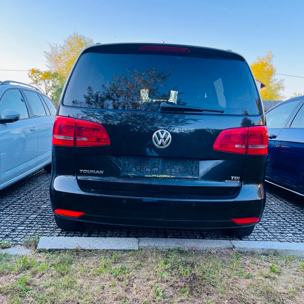 Volkswagen Touran 2014 photo 3