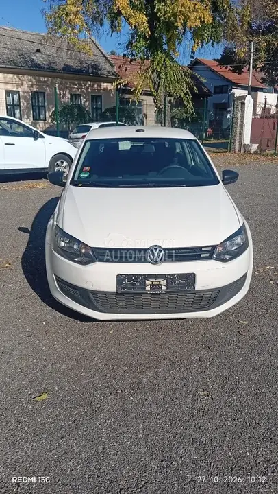 Volkswagen Polo 2012 photo 3
