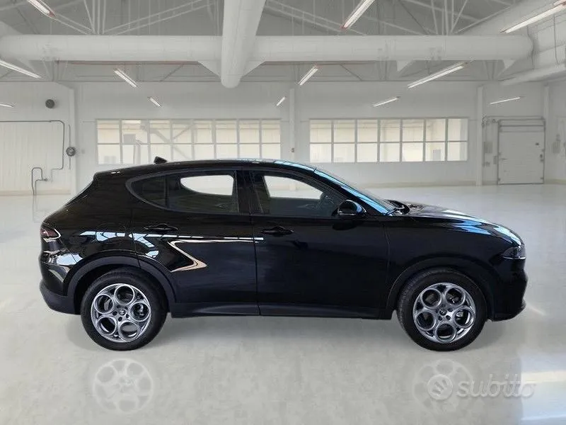 Alfa Romeo Tonale 2023 photo 3