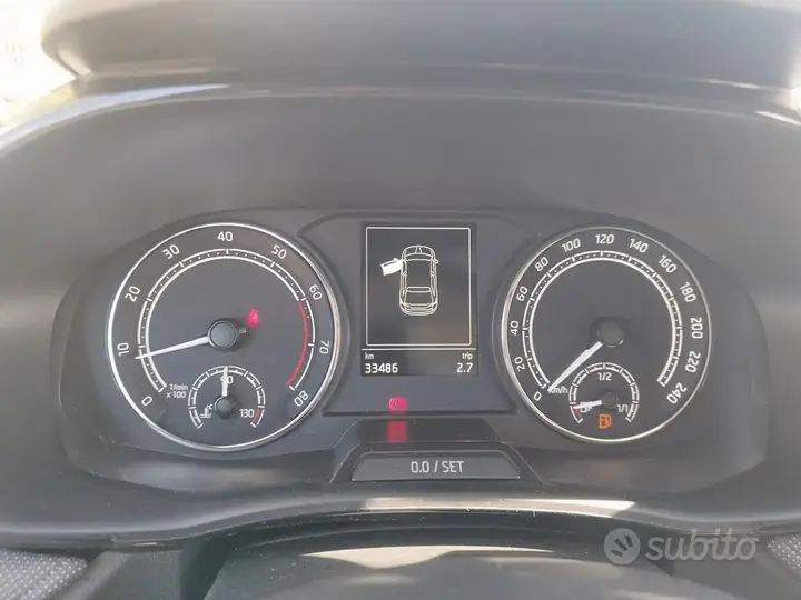 Skoda Fabia 2023 photo 4