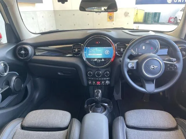 Mini Cooper 2022 photo 2