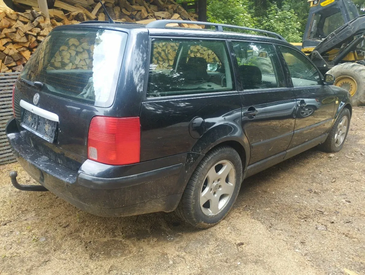 Volkswagen Passat 1999 photo 3