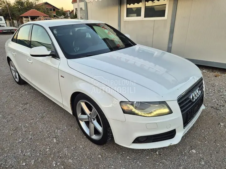 Audi A4 2010 photo 4