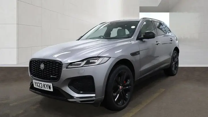 Jaguar F-Pace 2023 photo 2