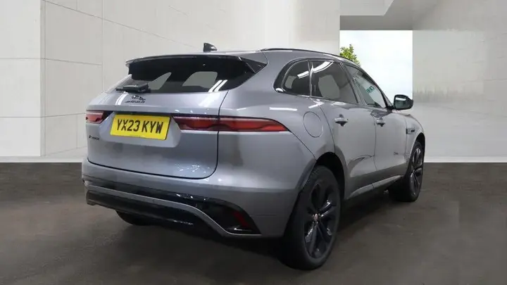 Jaguar F-Pace 2023 photo 4