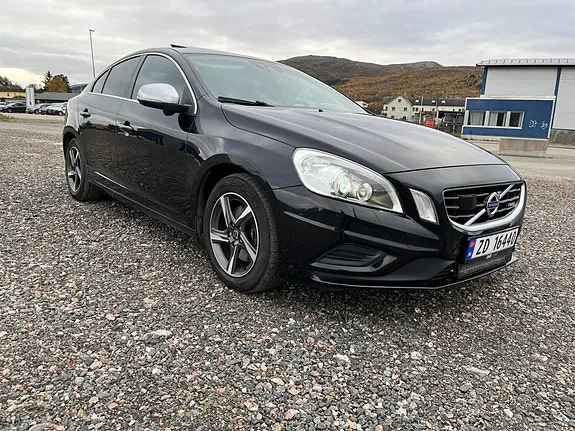 Volvo S60 2011 photo 4