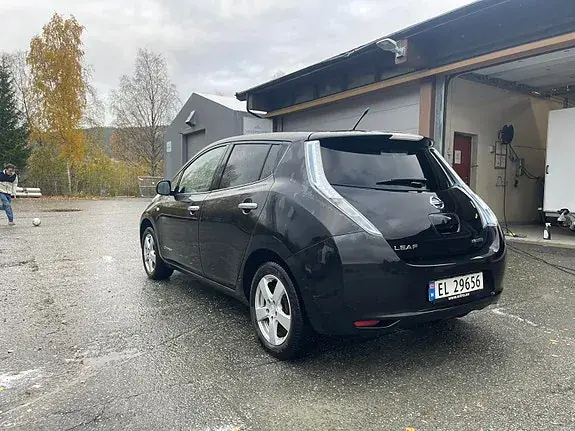 Nissan Leaf 2013 photo 4