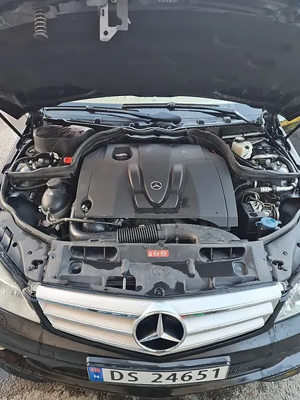 Mercedes-Benz C200 D 2008 photo 2