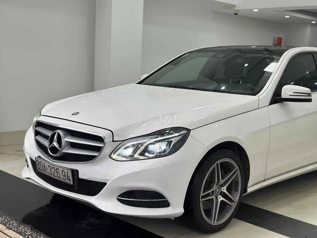 Mercedes-Benz E-Class 2013 photo 3