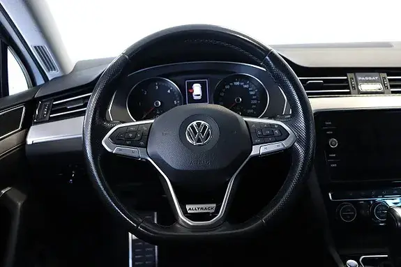 Volkswagen Passat Alltrack 2020 photo 2