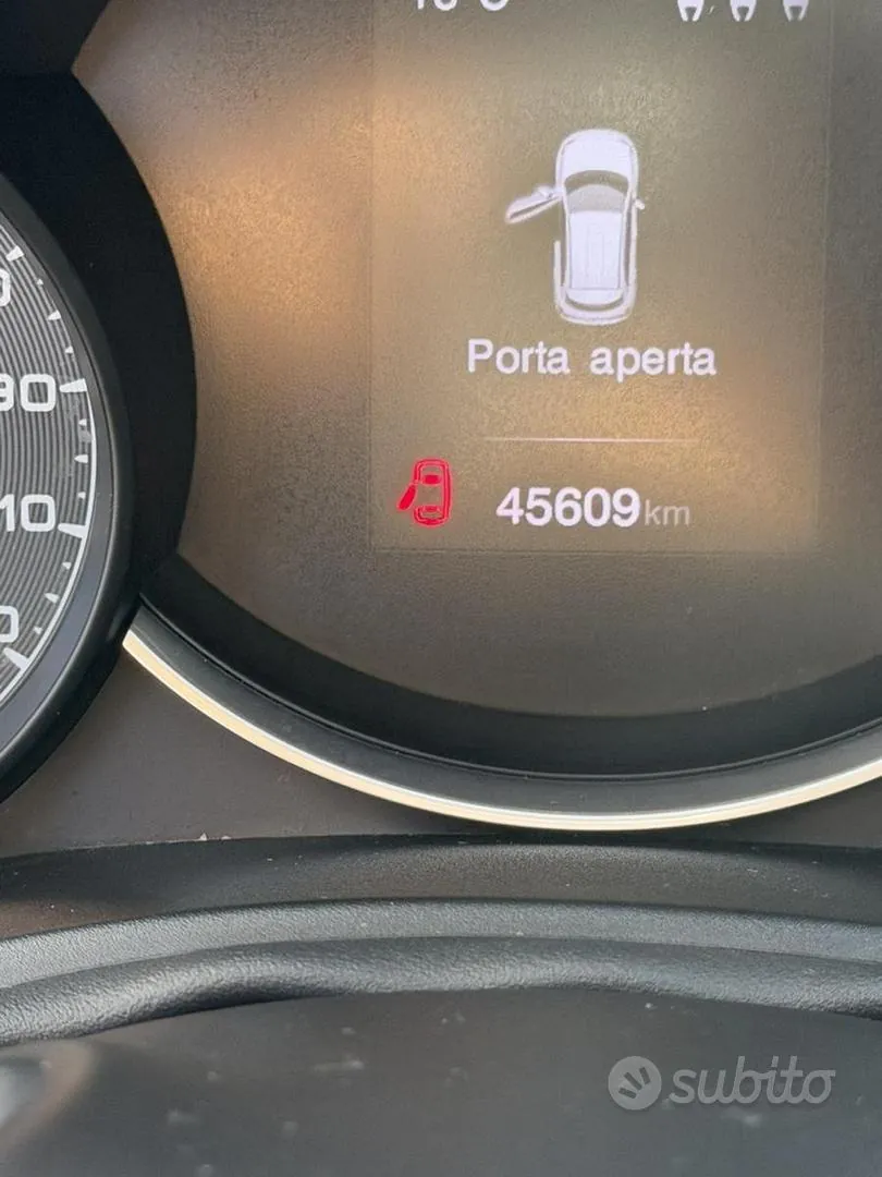 Fiat 500X 2022 photo 2