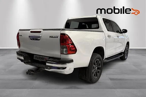 Toyota Hilux 2023 photo 3