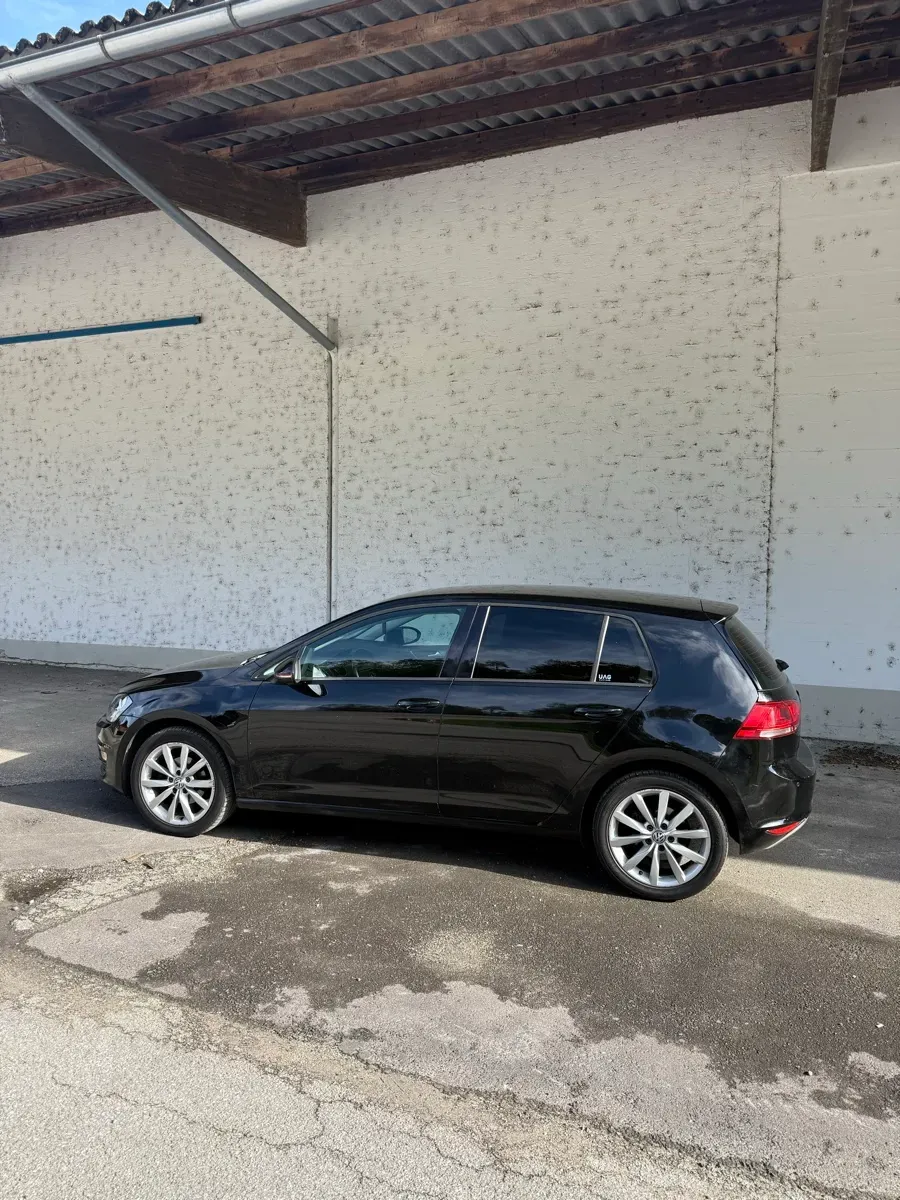 Volkswagen Golf 2014 photo 2