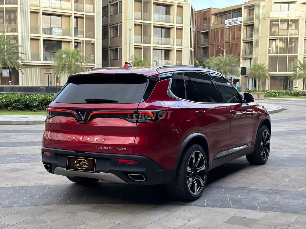 Vinfast Lux Sa2.0 2021 photo 5