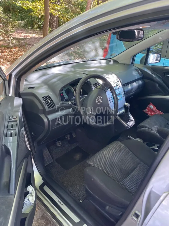 Toyota Corolla Verso 2006 photo 4