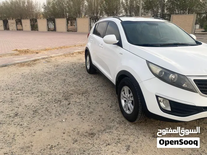 Kia Sportage 2012 photo 2