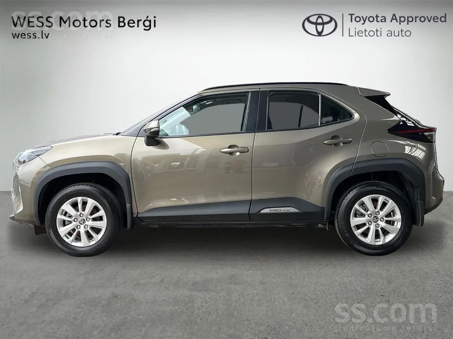 Toyota Yaris Cross 2025 photo 3