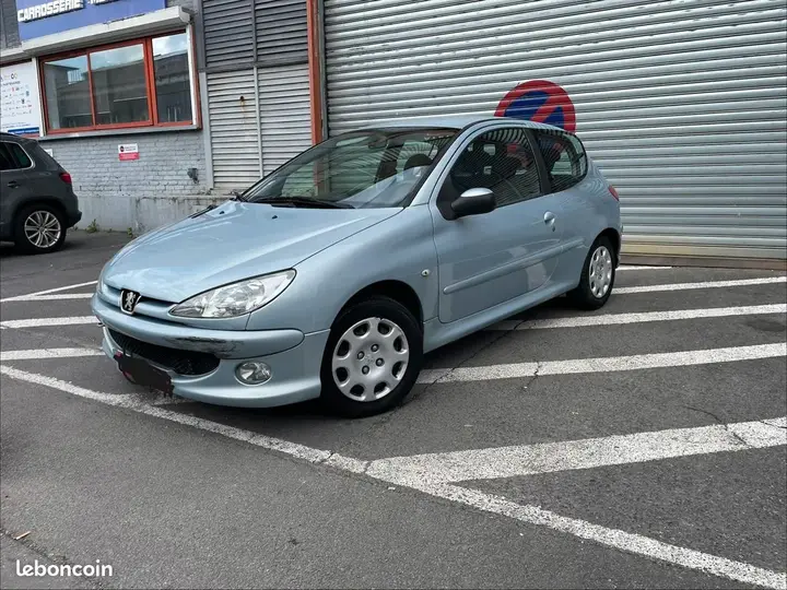 Peugeot 206