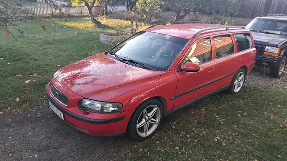 Volvo V70 2000 photo 2