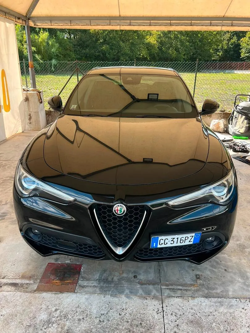 Alfa Romeo Stelvio 2021 photo 4