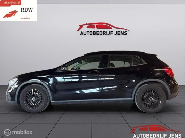 Mercedes-Benz Gla 2019 photo 3