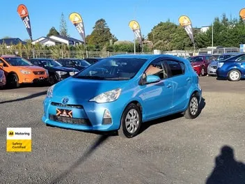Toyota Aqua 2013 photo 4