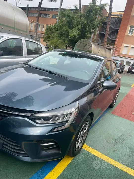 Renault Clio 2020 photo 2