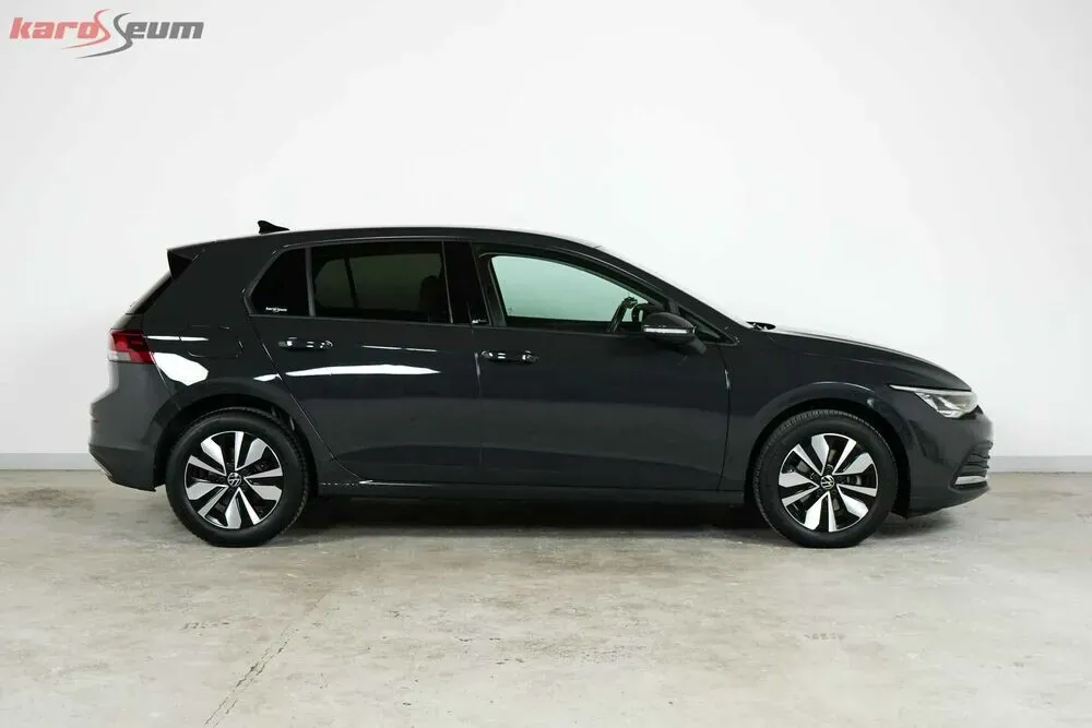Volkswagen Golf 2024 photo 3