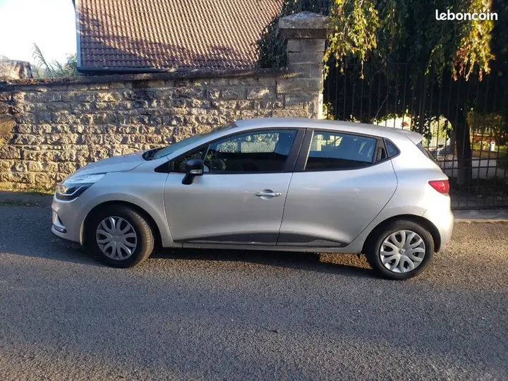 Renault Clio 2018 photo 3