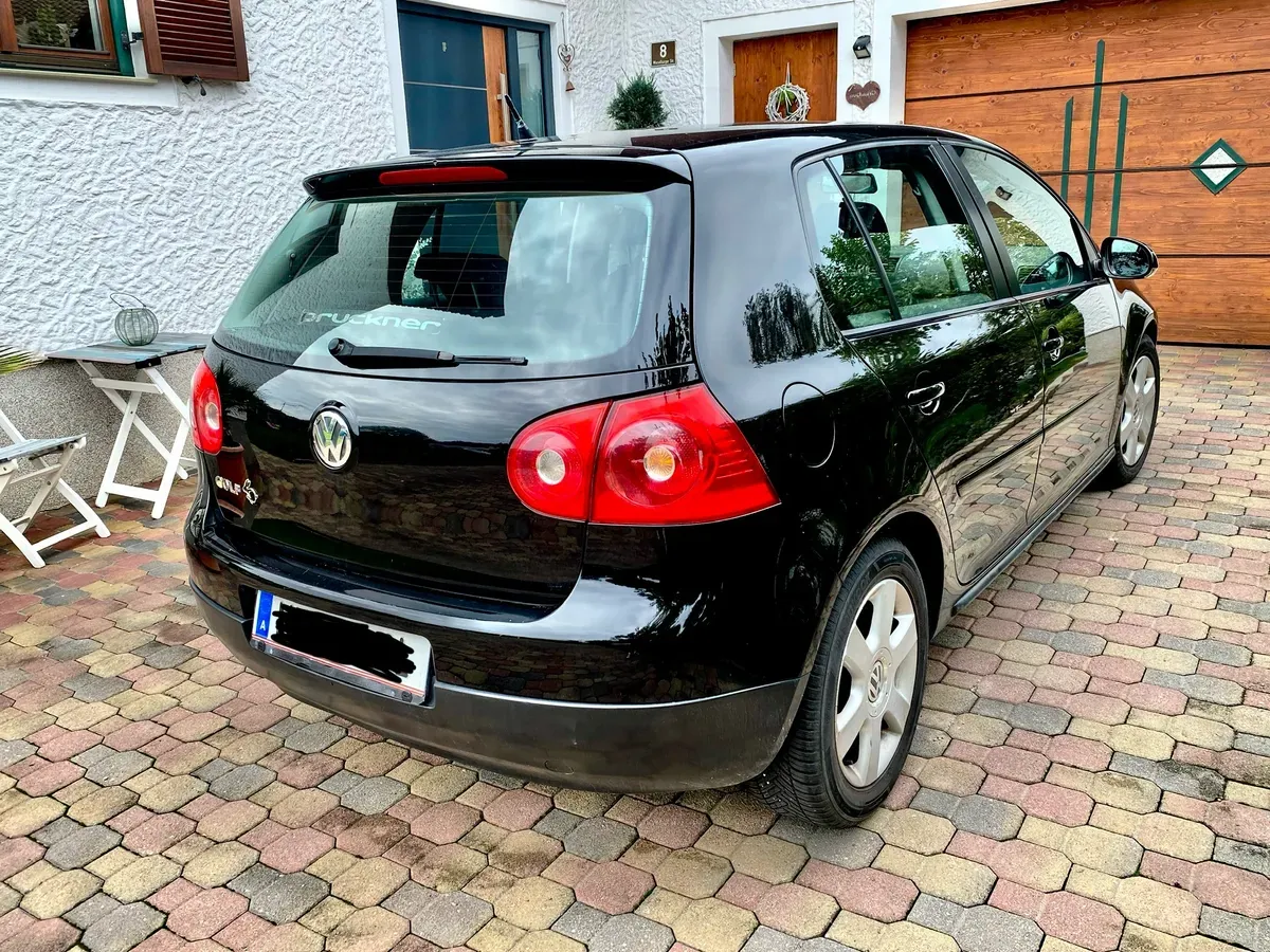 Volkswagen Golf 2007 photo 2