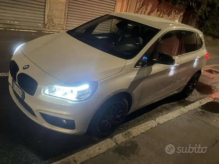 BMW 2 Series Active Tourer 2016 photo 2