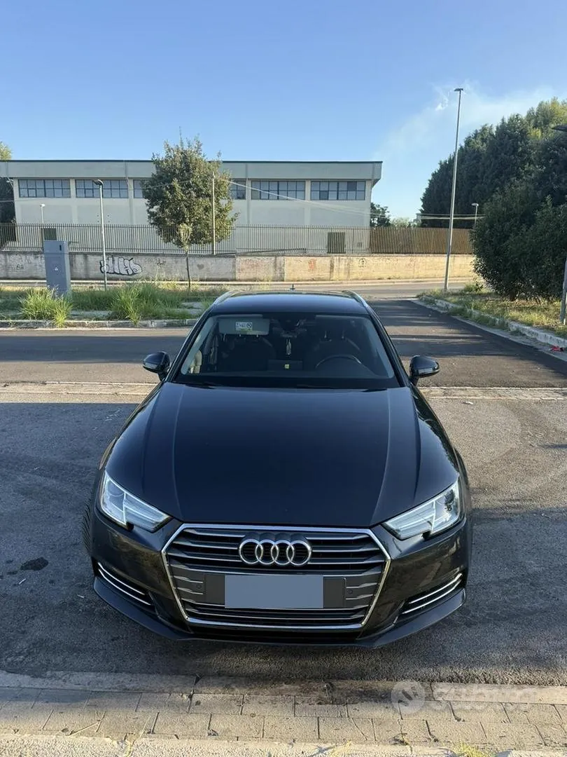 Audi A4 2018 photo 3
