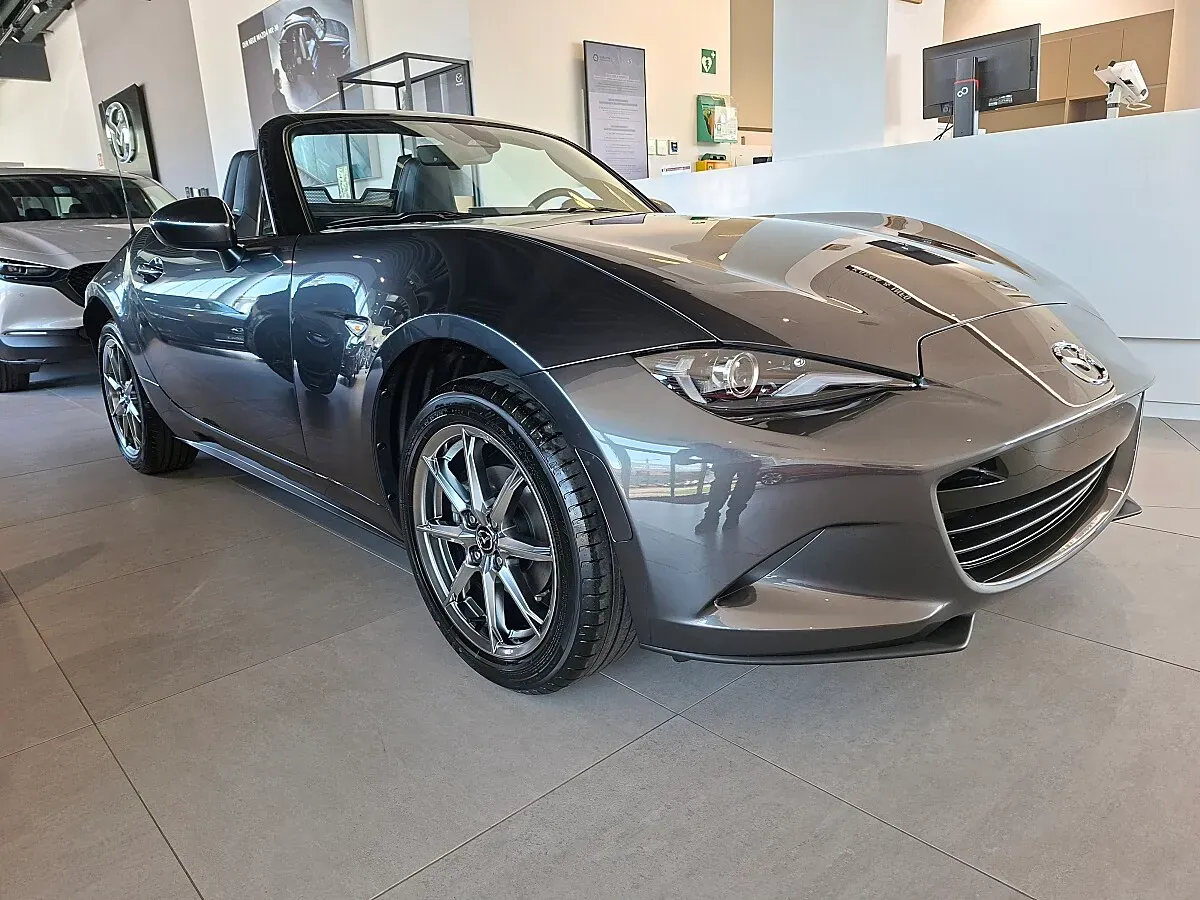 Mazda Mx-5 2027 photo 2