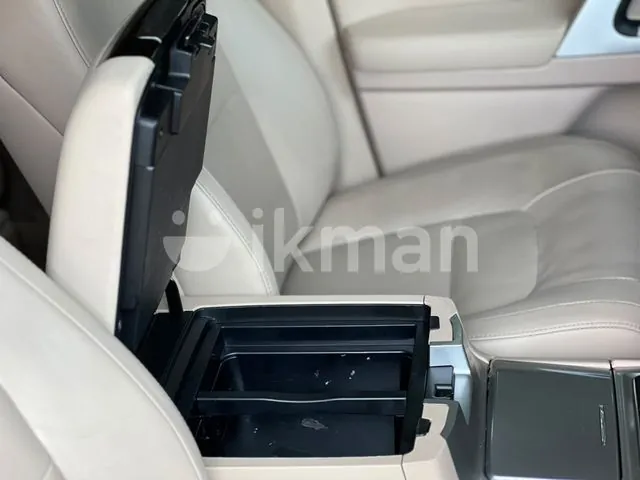 Toyota Land Cruiser 2013 photo 4