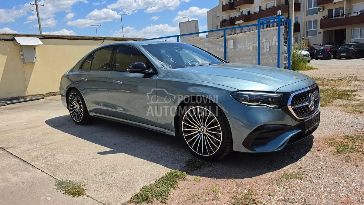 Mercedes-Benz E 220 2024 photo 3