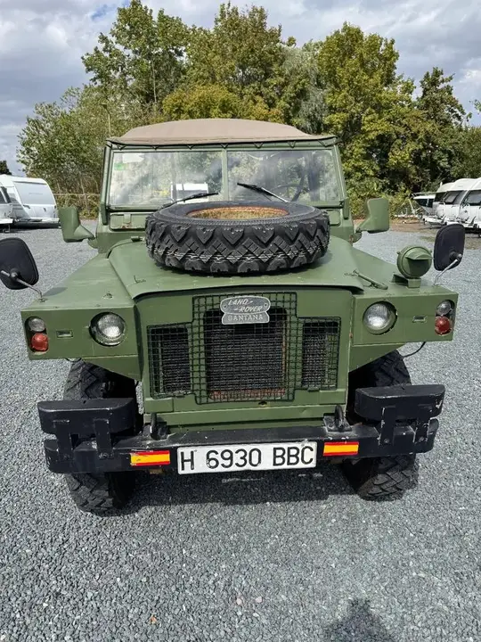 Land Rover Santana