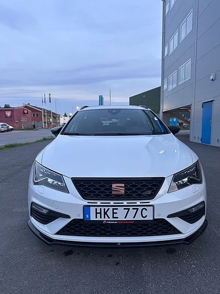 Seat Leon 2019 photo 2
