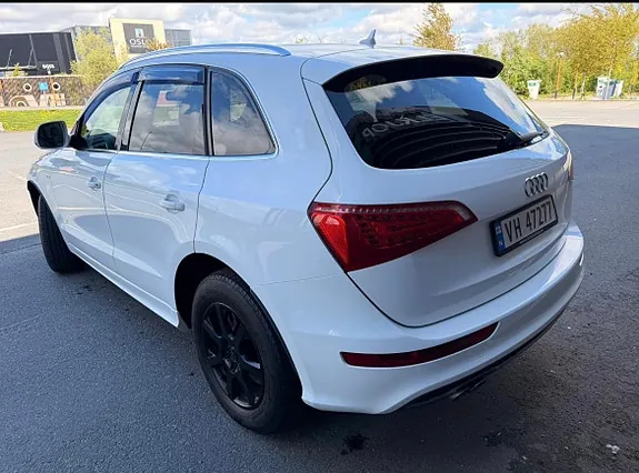 Audi Q5 2010 photo 3