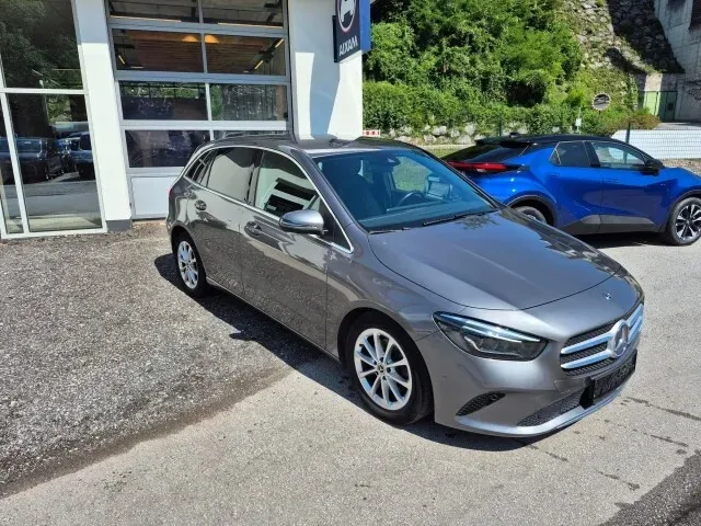 Mercedes-Benz B-Class 2019 photo 3