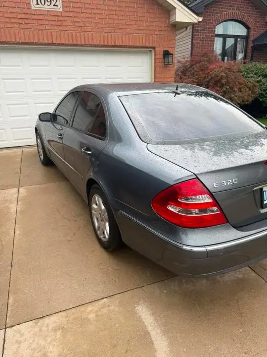 Mercedes-Benz E-Class 2005 photo 4