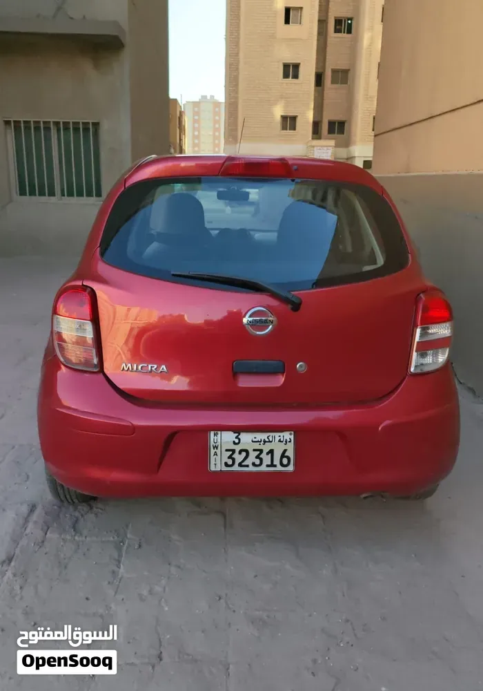 Nissan Micra 2014 photo 4